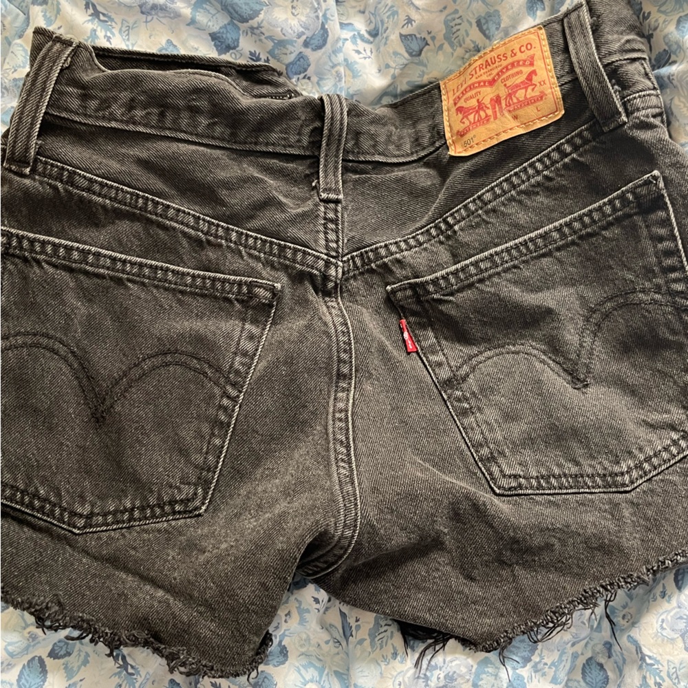 Levi’s High Rise 501 Black Denim Women's Shorts